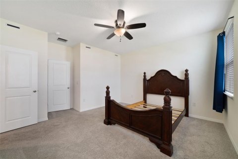 Adosado en venta en Kissimmee, Florida, 4 dormitorios, 173.45 m2 № 2213500 - foto 17