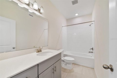 Adosado en venta en Kissimmee, Florida, 4 dormitorios, 173.45 m2 № 2213500 - foto 11