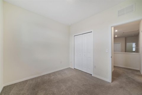Adosado en venta en Kissimmee, Florida, 4 dormitorios, 173.45 m2 № 2213500 - foto 19