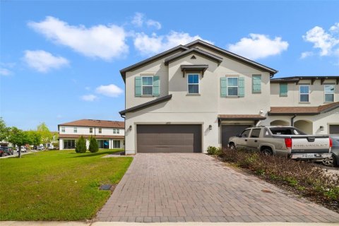 Adosado en venta en Kissimmee, Florida, 4 dormitorios, 173.45 m2 № 2213500 - foto 2