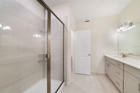 Adosado en venta en Kissimmee, Florida, 4 dormitorios, 173.45 m2 № 2213500 - foto 15