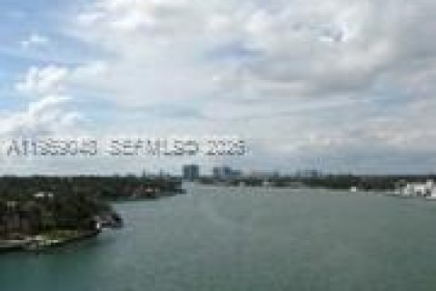 Condominio en alquiler en Miami Beach, Florida, 1 dormitorio, 84.54 m2 № 2017832 - foto 4