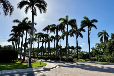 Casa en venta en Pembroke Pines, Florida, 4 dormitorios, 251.67 m2 № 1790631 - foto 29