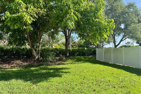 Casa en venta en Pembroke Pines, Florida, 4 dormitorios, 251.67 m2 № 1790631 - foto 25