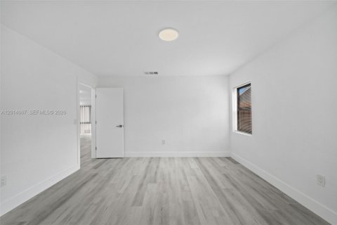 House in Sunrise, Florida 3 bedrooms, 144.46 sq.m. № 2087118 - photo 22