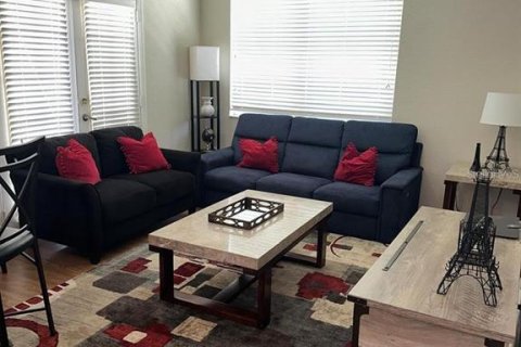 Touwnhouse à louer à Kissimmee, Floride: 4 chambres, 136.57 m2 № 2157003 - photo 4