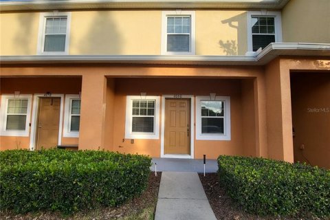 Touwnhouse à louer à Lakeland, Floride: 2 chambres, 113.71 m2 № 2403048 - photo 2