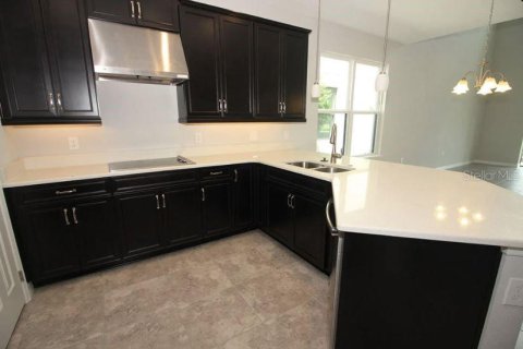 Casa en venta en Kissimmee, Florida, 3 dormitorios, 184.78 m2 № 1782996 - foto 5