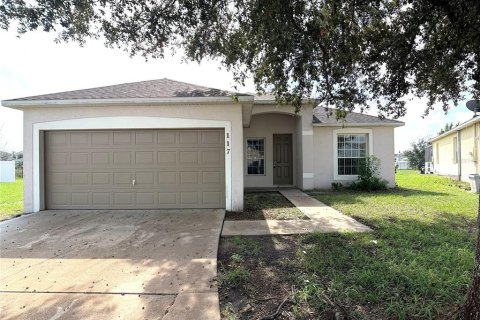 Villa ou maison à Davenport, Floride 5 chambres, 169.55 m2 № 2416886