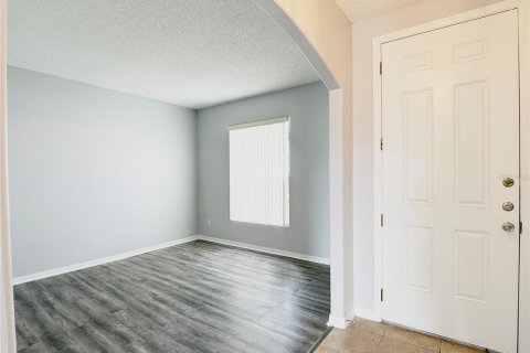 Villa ou maison à louer à Davenport, Floride: 5 chambres, 169.55 m2 № 2416886 - photo 9