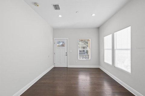Casa en venta en Tampa, Florida, 3 dormitorios, 128.39 m2 № 2095259 - foto 29