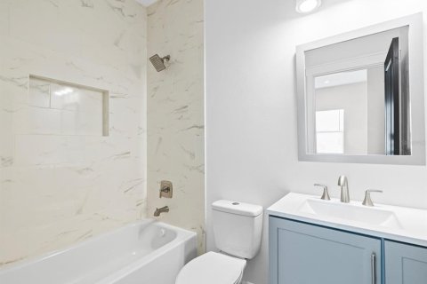Casa en venta en Tampa, Florida, 3 dormitorios, 128.39 m2 № 2095259 - foto 12