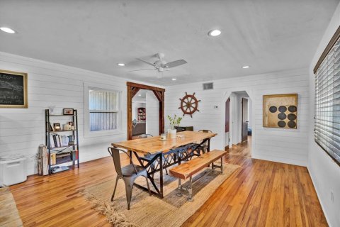 Casa en venta en New Smyrna Beach, Florida, 4 dormitorios, 199.83 m2 № 1608975 - foto 6