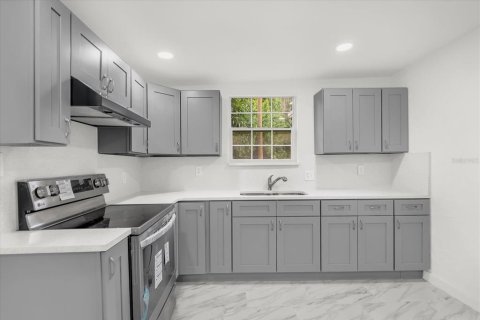 Casa en venta en Orlando, Florida, 3 dormitorios, 102.19 m2 № 1914425 - foto 7