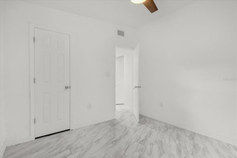Casa en venta en Orlando, Florida, 3 dormitorios, 102.19 m2 № 1914425 - foto 14