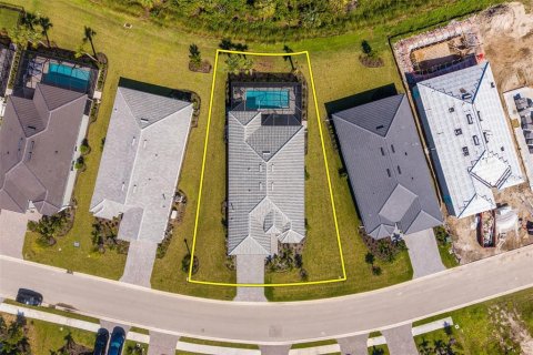 Villa ou maison à vendre à North Fort Myers, Floride: 3 chambres, 193.61 m2 № 2389096 - photo 21
