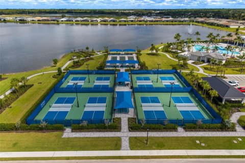 Villa ou maison à vendre à North Fort Myers, Floride: 3 chambres, 193.61 m2 № 2389096 - photo 29