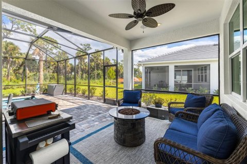 Villa ou maison à vendre à North Fort Myers, Floride: 3 chambres, 193.61 m2 № 2389096 - photo 13