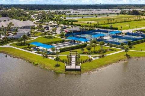 Villa ou maison à vendre à North Fort Myers, Floride: 3 chambres, 193.61 m2 № 2389096 - photo 30