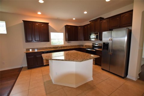 Casa en alquiler en Groveland, Florida, 3 dormitorios, 150.41 m2 № 1851053 - foto 3