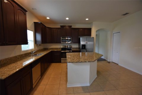 Casa en alquiler en Groveland, Florida, 3 dormitorios, 150.41 m2 № 1851053 - foto 2