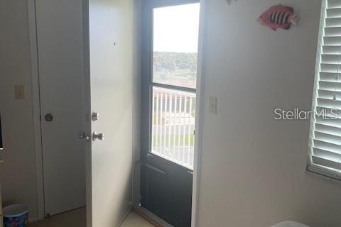 Condo in Flagler Beach, Florida, 2 bedrooms № 2196743 - photo 5