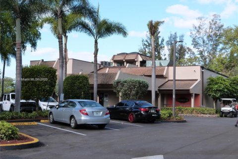 Condominio en alquiler en Tamarac, Florida, 2 dormitorios, 96.62 m2 № 1932459 - foto 15