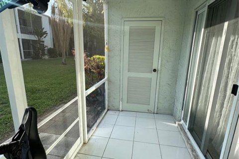 Copropriété à louer à Clearwater, Floride: 1 chambre, 80.17 m2 № 2117509 - photo 10
