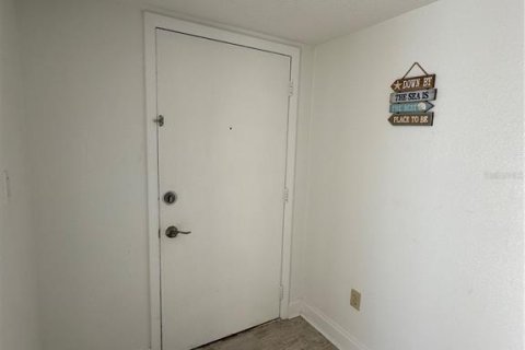 Copropriété à louer à Clearwater, Floride: 1 chambre, 80.17 m2 № 2117509 - photo 13