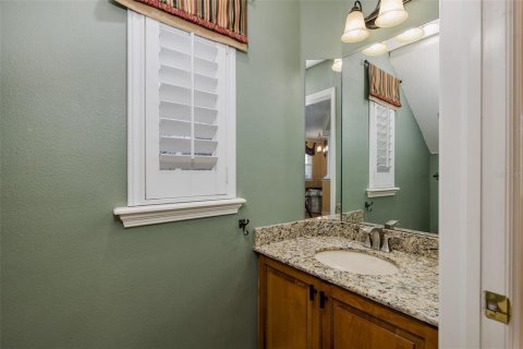 Townhouse in Palm Harbor, Florida 4 bedrooms, 215.35 sq.m. № 2233493 - photo 20