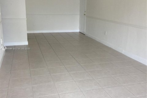 Condo à Miami, Floride, 1 chambre  № 2001342