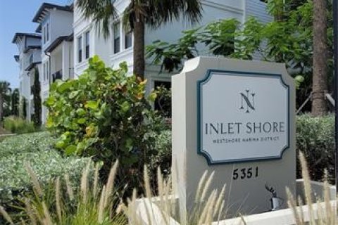 Touwnhouse à louer à Tampa, Floride: 3 chambres, 203.64 m2 № 2437220 - photo 25