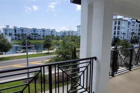Touwnhouse à louer à Tampa, Floride: 3 chambres, 203.64 m2 № 2437220 - photo 16