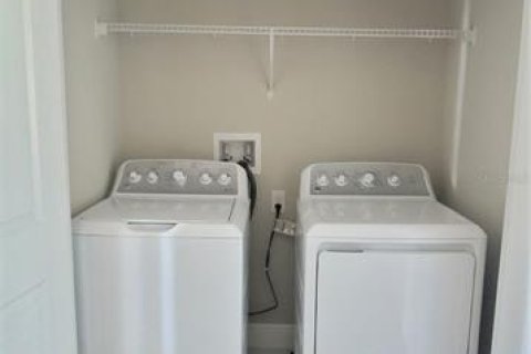 Touwnhouse à louer à Tampa, Floride: 3 chambres, 203.64 m2 № 2437220 - photo 19