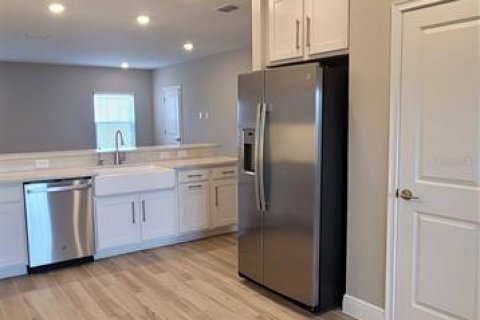 Touwnhouse à louer à Tampa, Floride: 3 chambres, 203.64 m2 № 2437220 - photo 8