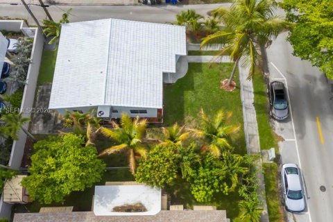 Villa ou maison à vendre à Hollywood, Floride: 2 chambres, 100.33 m2 № 2064823 - photo 16