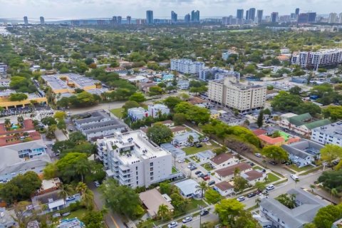 Villa ou maison à vendre à Hollywood, Floride: 2 chambres, 100.33 m2 № 2064823 - photo 22