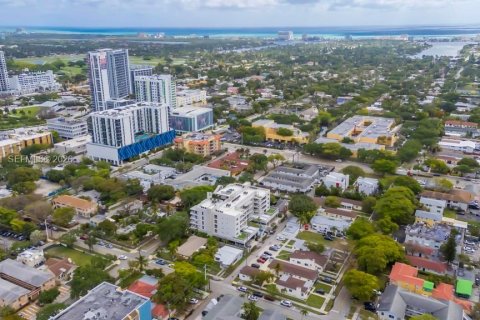 Villa ou maison à vendre à Hollywood, Floride: 2 chambres, 100.33 m2 № 2064823 - photo 19