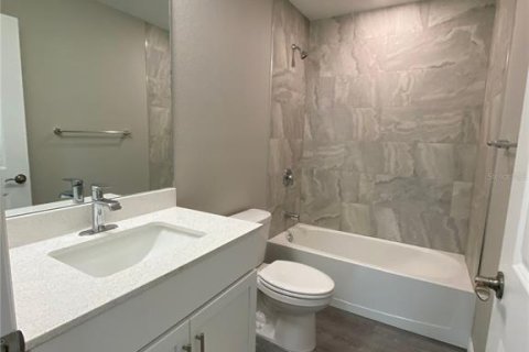 Villa ou maison à louer à Rotonda, Floride: 4 chambres, 144.37 m2 № 1884265 - photo 13