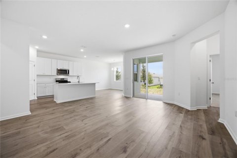 Casa en venta en Okahumpka, Florida, 4 dormitorios, 163.32 m2 № 2236372 - foto 7