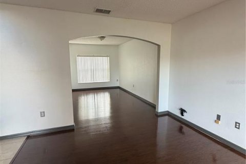 Villa ou maison à louer à Kissimmee, Floride: 4 chambres, 196.3 m2 № 2101107 - photo 3
