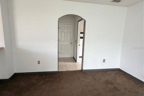 Villa ou maison à louer à Kissimmee, Floride: 4 chambres, 196.3 m2 № 2101107 - photo 5