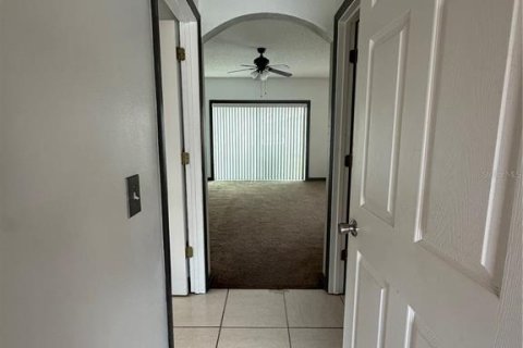 Villa ou maison à louer à Kissimmee, Floride: 4 chambres, 196.3 m2 № 2101107 - photo 8
