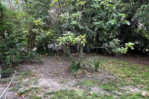Immobilier commercial à vendre à Miami, Floride: 155.8 m2 № 1946652 - photo 8