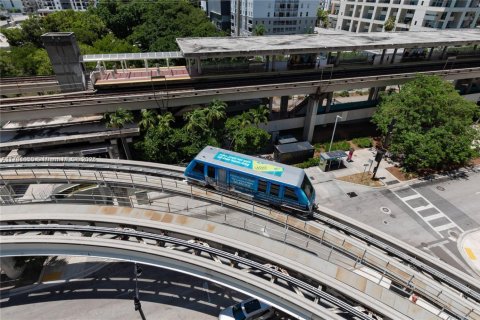 Купить кондоминиум в Майами, Флорида 2 спальни, 95.13м2, № 1957808 - фото 8