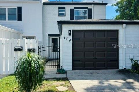 Touwnhouse à Tampa, Floride 2 chambres, 110.74 m2 № 2419838