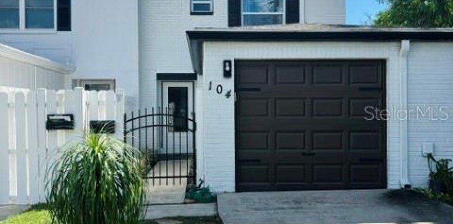 Touwnhouse à Tampa, Floride 2 chambres, 110.74 m2 № 2419838