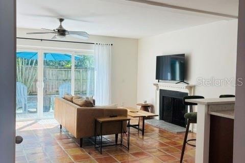 Touwnhouse à vendre à Tampa, Floride: 2 chambres, 110.74 m2 № 2419838 - photo 5
