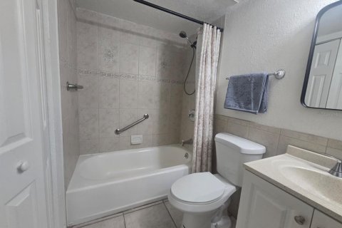 Copropriété à louer à Altamonte Springs, Floride: 2 chambres, 83.33 m2 № 2148042 - photo 14