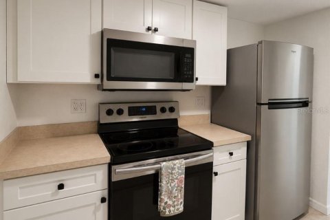 Copropriété à louer à Altamonte Springs, Floride: 2 chambres, 83.33 m2 № 2148042 - photo 6